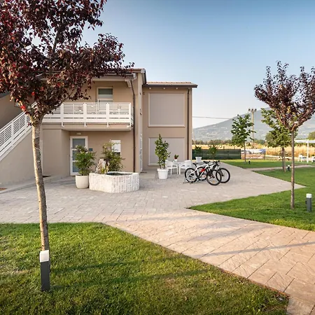 Апартаменты La Dimora De Gio' Castelnuovo (Perugia)