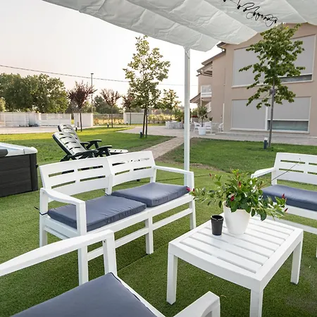 La Dimora De Gio' アパート Castelnuovo